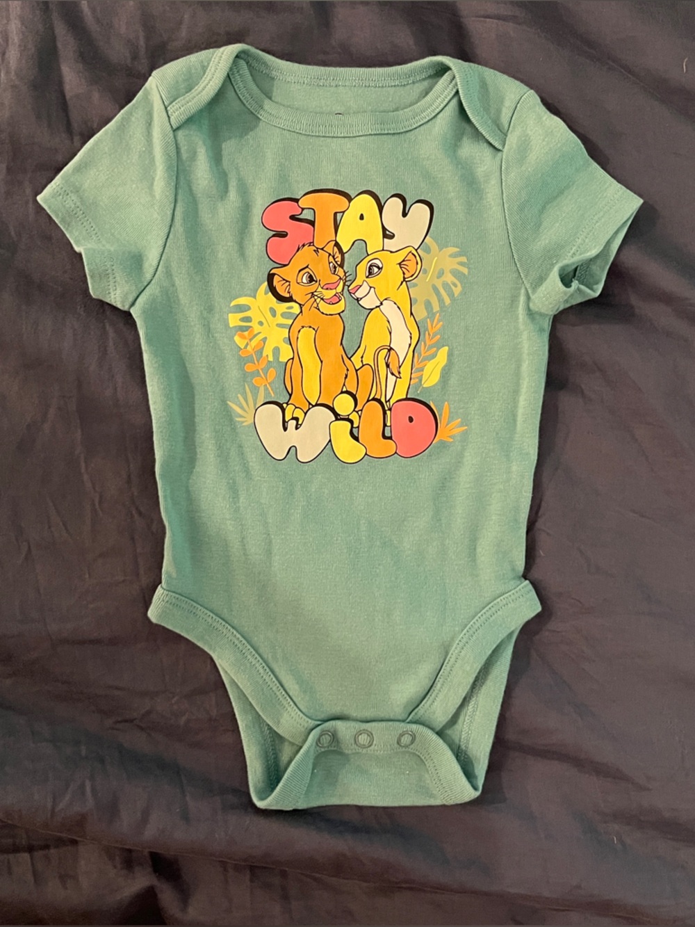 NWOT Baby Unisex Green Lion King “Stay Wild” Onesie Bodysuit Size 6 Months